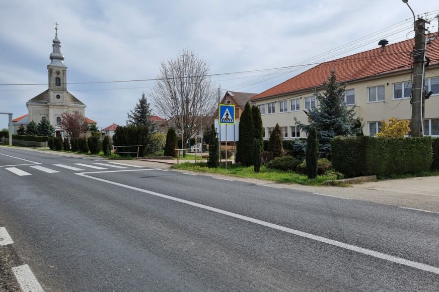 Mezőpetri: bicikliutat terveznek a főút mellett, s megoldódnak a víznyomásgondok is