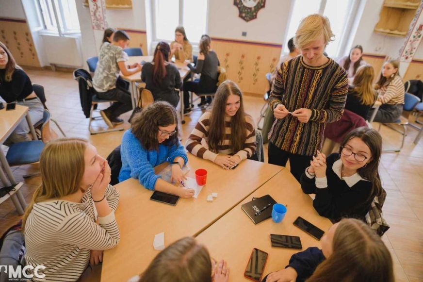 Középiskolás diákok jelentkezését várja Szatmáron is a MCC