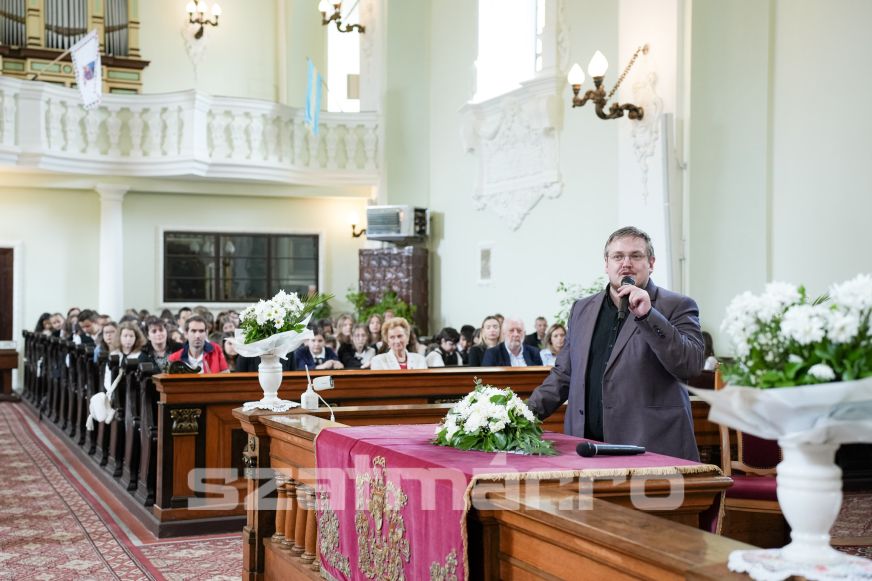 Könnyes szemmel búcsúztak a tanévtől és egymástól – Tanévzárót és díjkiosztót tartottak a Refiben – Képgaléria