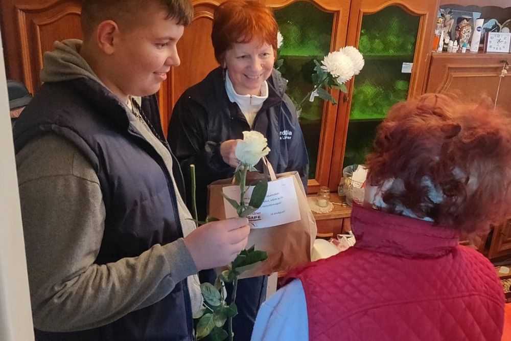 Örömhírt másokkal megosztani jó