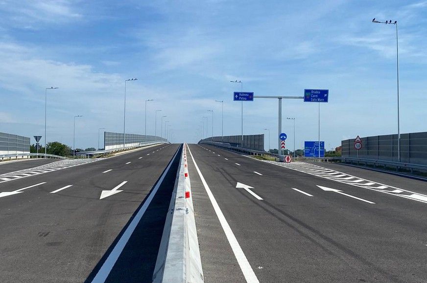  Hivatalosan is átadták a forgalomnak Szatmárnémeti közel 20 kilométeres körgyűrűjét