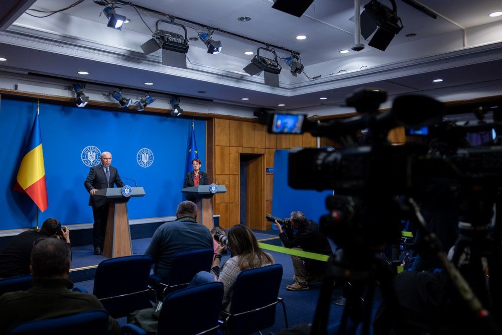 Bolojan az igazságszolgáltatásról: Ne járjon teljes bér félmunka mellett