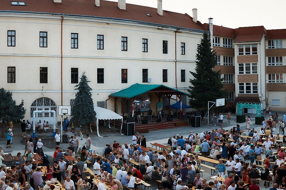 Hagyomány és fiatalosság. Idén is visszatér a Véndiáktalálkozó