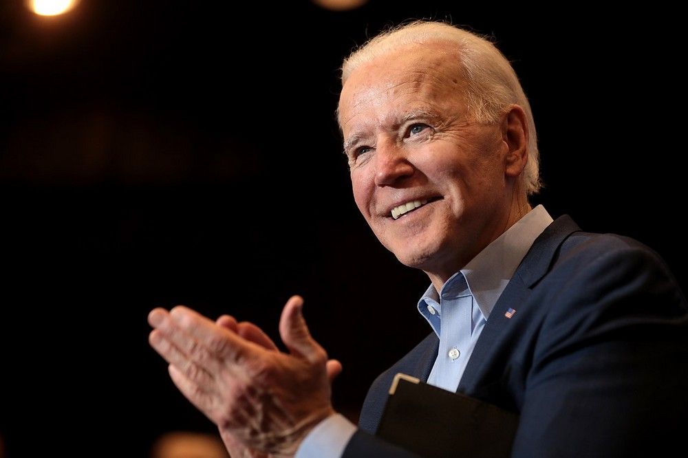 Joe Biden visszalépett az elnökjelöltségtől és Kamala Harrist támogatja új jelöltként
