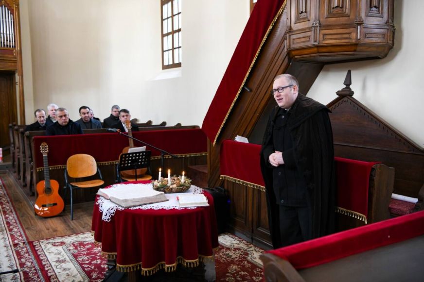 Megújult a templombelső Aranyosmeggyesen