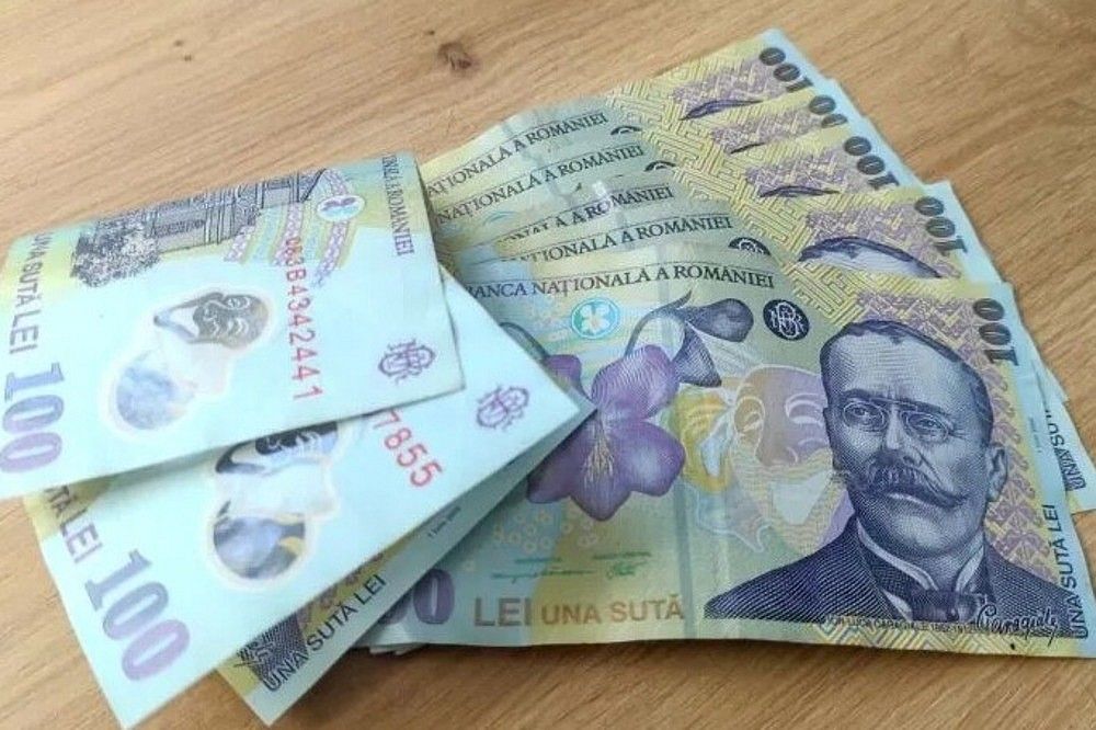 Októberben 11.723 személy kapott különnyugdíjat, a legnagyobb összeg 25.176 lej volt