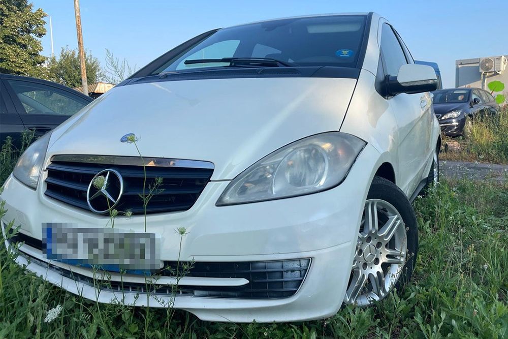 Az olasz hatóságok által keresett Mercedes bukkant fel a petei határnál