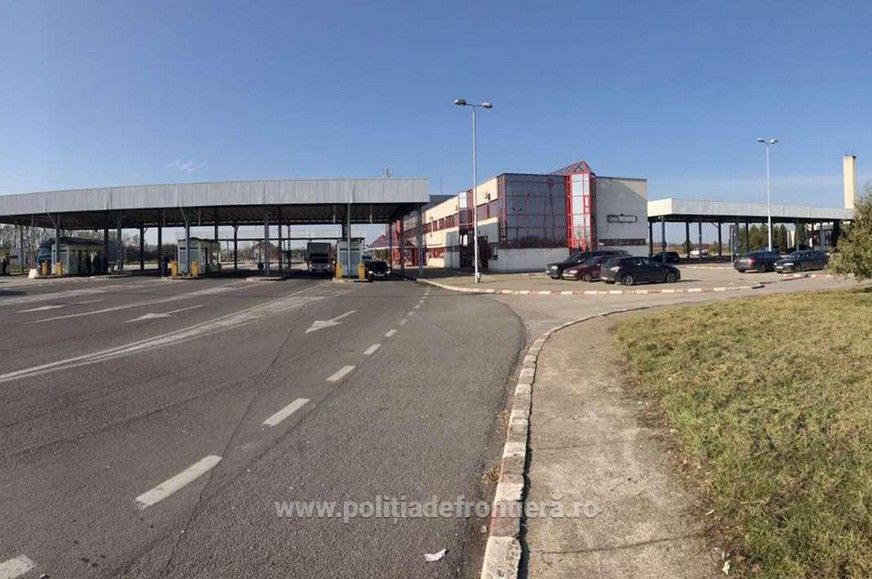 Erőszakolót és adócsalót fogtak a petei határátkelőnél