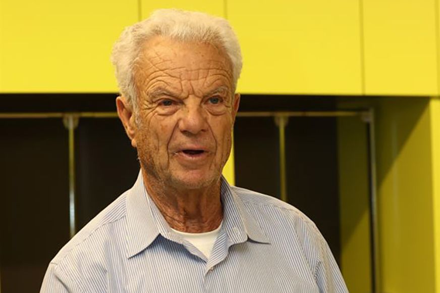 Egri János 30 éve menekül a tél elől