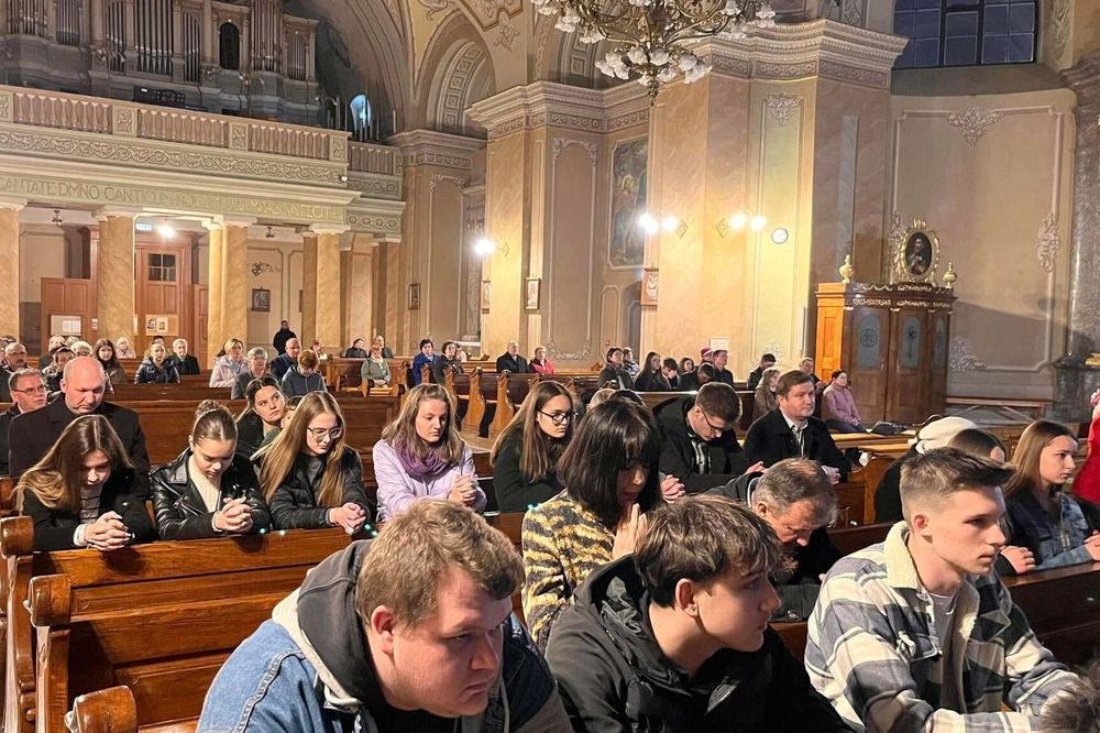 Nagyböjti imaórát tartottak a szatmári Székesegyházban