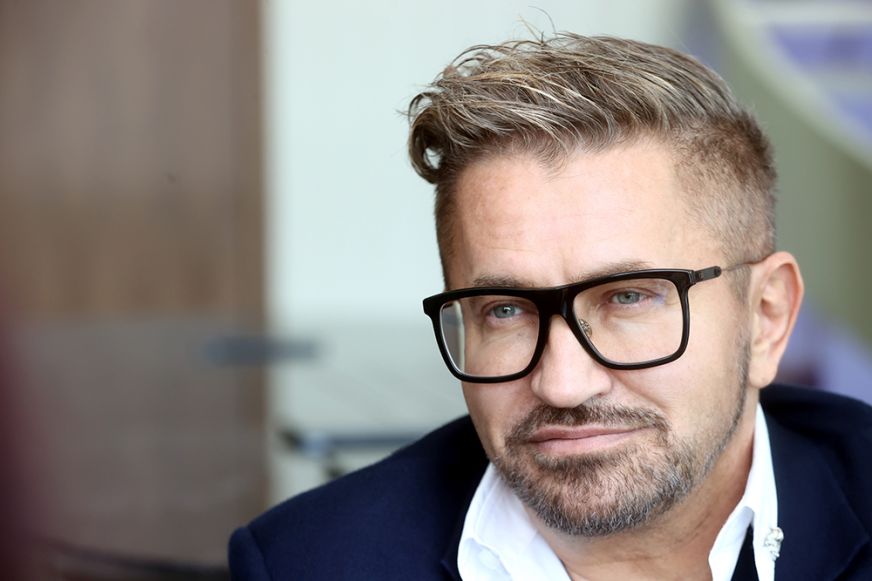 Tiborcz kastélyába költözött A Nagy Ő