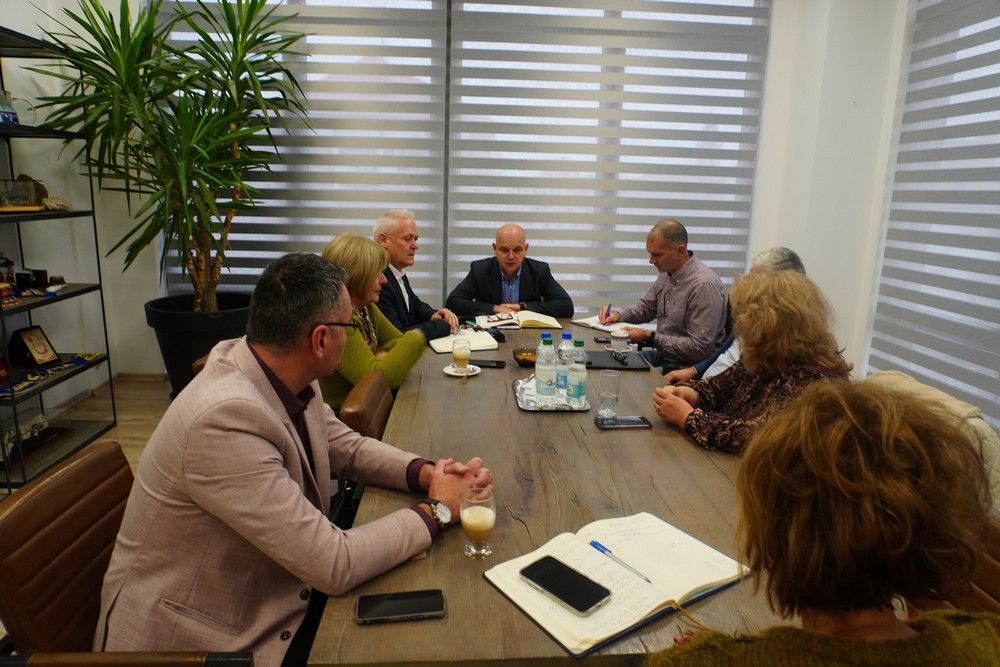 Rövidebb válaszidő, gyorsabb egységek: egyeztetés a 112-es rendszer hatékonyabbá tételéről