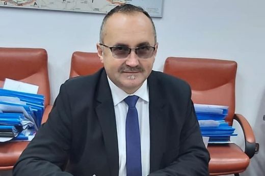 Mezőterem. Három elektromos mikrobuszt vásárolnak és négy töltőállomást építenek ki