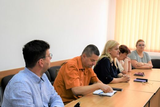 Magánrendelők és klinikák képviselőivel egyeztettek a súlyos orvoshiány miatt
