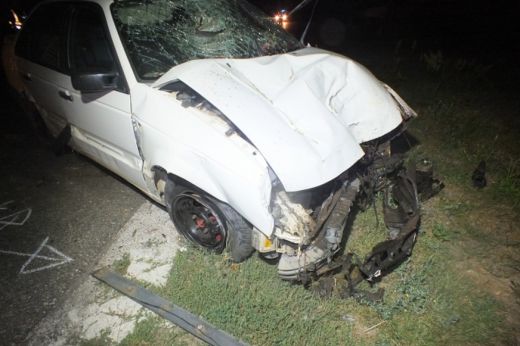 Ittas sofőr tarolta le a kerítést és a teraszt