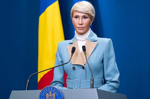 A múzeumi dolgozók méltánytalan bérezésének korrigálását ígéri Raluca Turcan