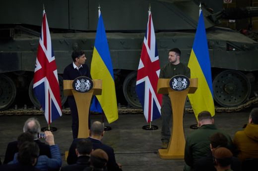 Brit-ukrán nyilatkozat: Ukrajnának joga van a NATO-csatlakozáshoz