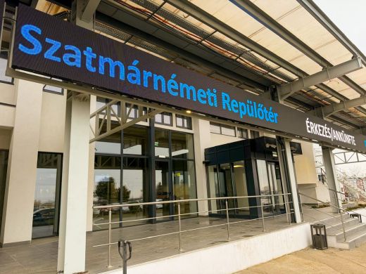 Korszerűsített reptér várja az utasokat Szatmárnémetiben