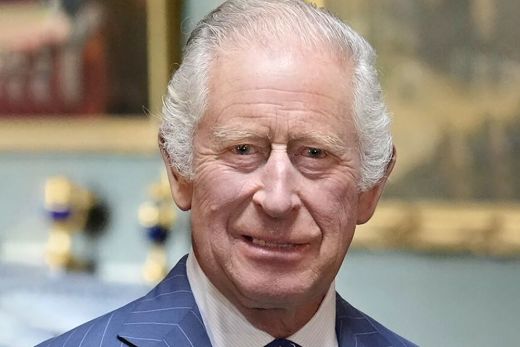 Kórházba vonult a brit uralkodó