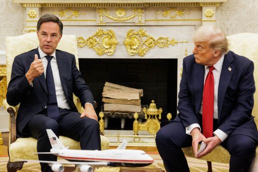NATO-főtitkár: a pénteki amerikai-orosz csúcstalálkozó 
