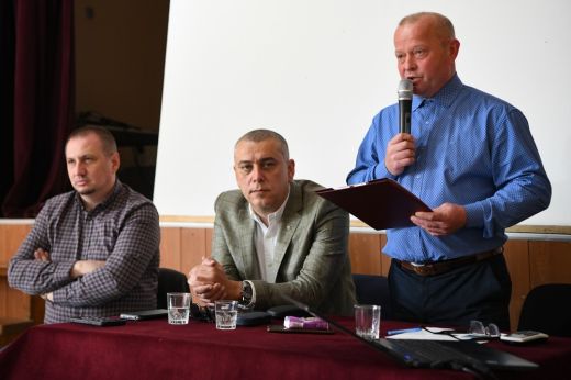 Falugyűlést tartottak Csanáloson: az elmúlt négy év megvalósításait és a jövőbeni terveket ismertette Schupler Tibor polgármester