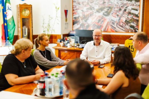 Új informatikai és didaktikai eszközök a szatmári tanintézményeknek