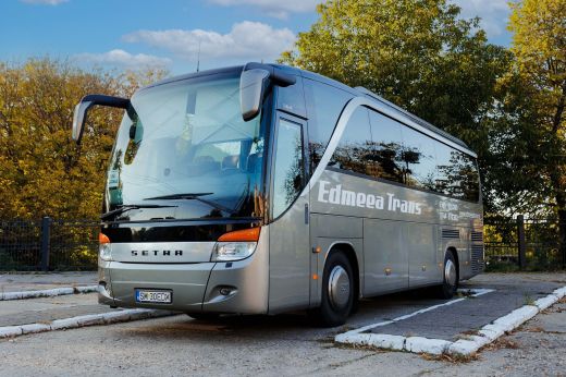 Húsz éve áll az utasok szolgálatában az Edmeea Trans!