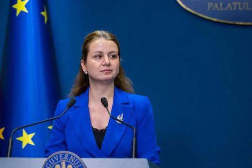 Elfogadta a kormány a tanügyi alkalmazottak jövő évi bérezését szabályozó sürgősségi rendeletet