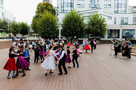 Fennállásának 10. évfordulóját ünnepelte a Röpike Egyesület és Néptánccsoport