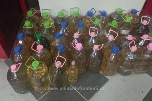 Több mint 200 liter alkoholt próbáltak meg átcsempészni a határon