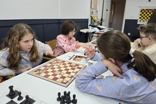 Nagy sikert aratott az első IQ, sakk, Rubik-kocka hétvége