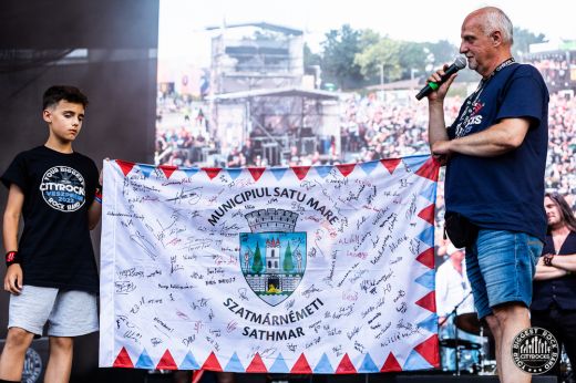 Készen állsz, Szatmárnémeti? Holnap beizzítjuk a rock rakétáit!