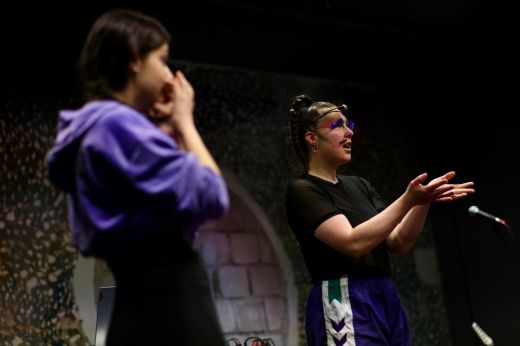 Szatmárnémetiben a Váróterem Projekt Magical Deer előadása
