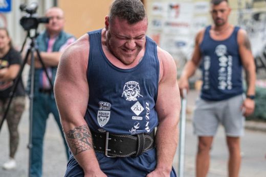 Erősember-versenyre várnak hétvégén Nagykárolyban