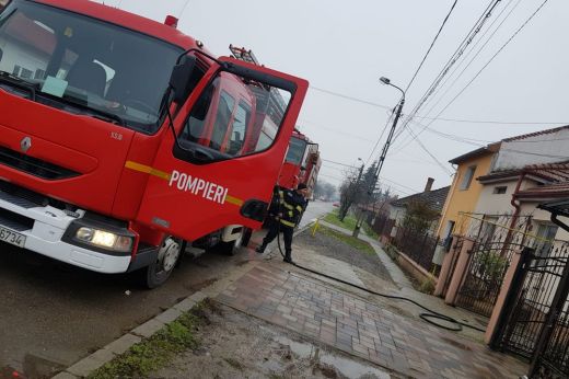 Tűz Szatmárnémetiben: tíz tűzoltó vonult ki a helyszínre - FRISSÍTVE