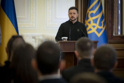 Ukrán elnök: hazatértek az első ukrán foglyok a nagyszabású ukrán-orosz fogolycsere keretében