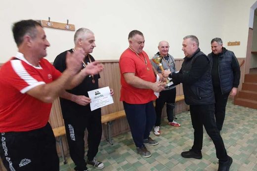 Jó hangulatban zajlott az újra megrendezett asztali sportok bajnoksága Kökényesden