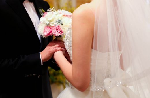 Bőkezűek a romániaiak, ha nászajándékról van szó