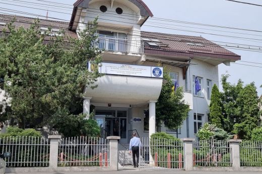 Szigorú ellenőrzések Szatmár megyében: gyorséttermet és gazdaságokat bírságoltak