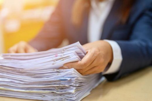 Április 7-től ingyenes lesz a telekkönyvi kivonat a tulajdonosok számára