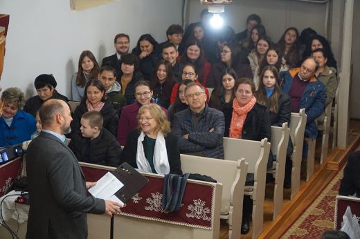 Nem kacsa, ne félj! – Adventi ifjúsági istentisztelet Egriben