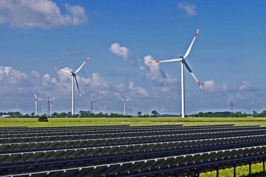 Eurostat: a megújuló energiaforrásokból származó áram részaránya növekedőben van az EU-ban