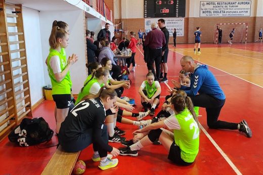 Őrzi az első helyét az Olimpia VSK kézilabdacsapata