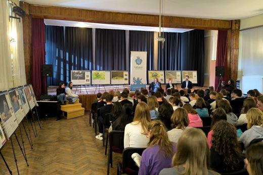 A mikrovilág csodáiba enged betekintést a Kölcseybe érkező vándorkiállítás