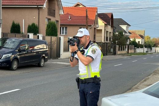 Gyorshajtásra vadásztak a szatmári rendőrök: 68 sofőr bukta a jogsit