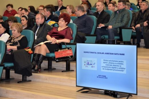 Tanfelszerelésekre és korszerűsítésre pályázhatnak a megye tanintézményei
