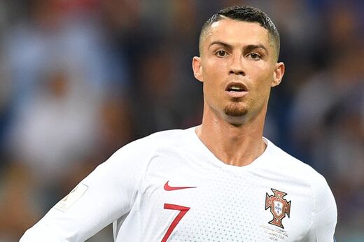 Elhunyt kisfiát gyászolja Cristiano Ronaldo
