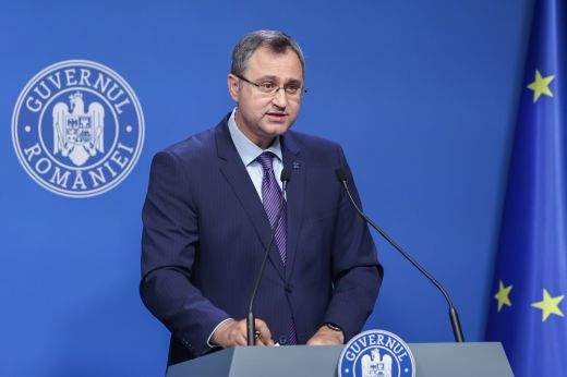 A kormányzati intézmények átszervezése során 455 beosztott és 236 vezetői állást szüntettek meg