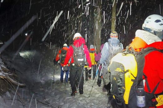 Meghalt egyik turista azok közül, akik a Leaota-csúcs közelében rekedtek a rossz idő miatt
