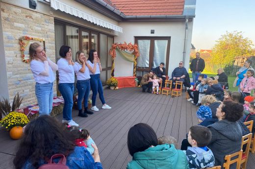 Őszi forgatagot szerveztek a Napsugár bölcsődében